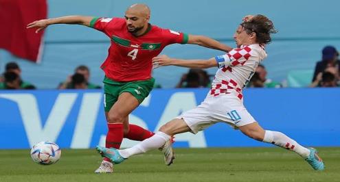 تقارير: أمرابط بين 3 أهداف يضعها برشلونة في "الميركاتو الصيفي"